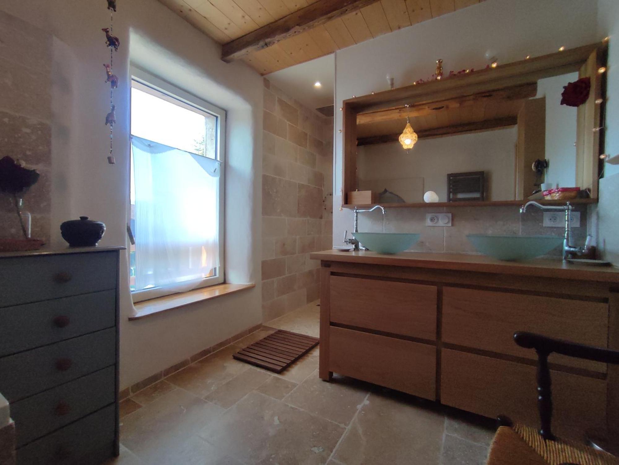 Chambre Atypique 2 Pers 200M Du Lac Сен-Жорйо Екстер'єр фото